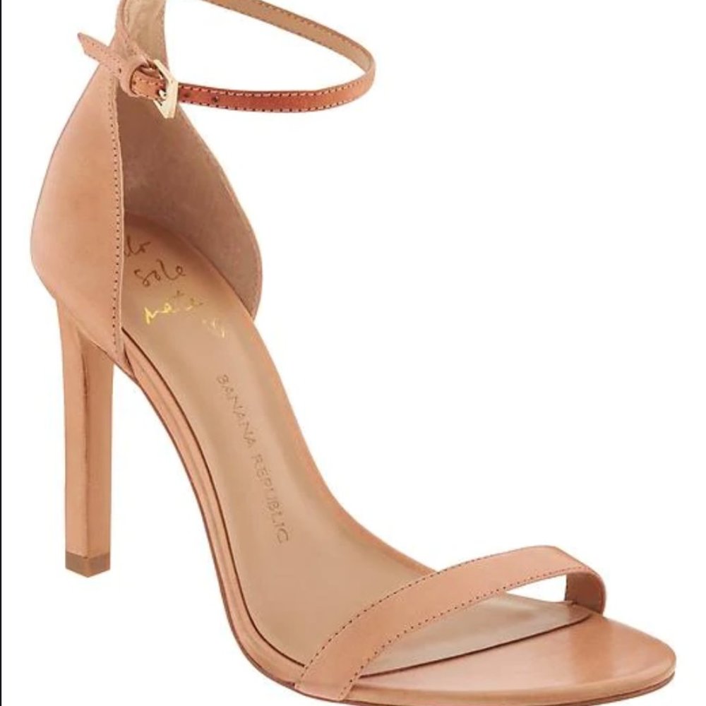 NIB Banana Republic Holland Sandals Heels, 8.5 US